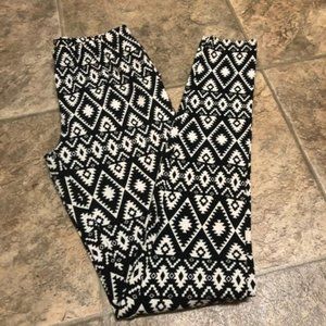 Forever 21 Comfy Tribal Print Cotton Leggings
